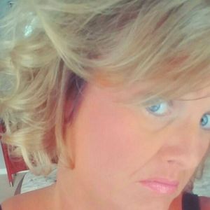 Meet your Posher, Claire